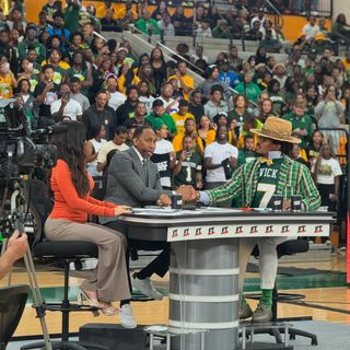 Molly Qerim feet photo thumbnail