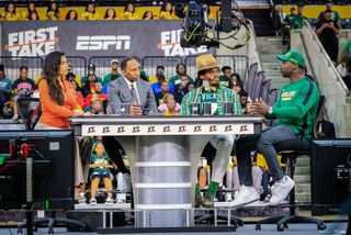 Molly Qerim feet photo thumbnail