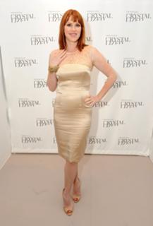 Molly Ringwald feet photo thumbnail