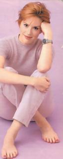 Molly Ringwald feet photo thumbnail