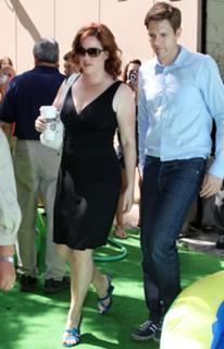 Molly Ringwald feet photo thumbnail