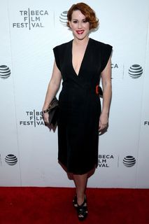 Molly Ringwald feet photo thumbnail