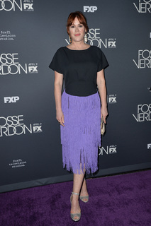 Molly Ringwald feet photo thumbnail