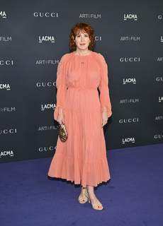 Molly Ringwald feet photo thumbnail
