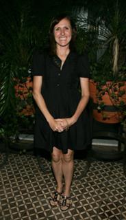 Molly Shannon feet photo thumbnail