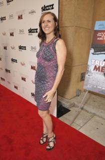 Molly Shannon feet photo thumbnail