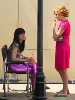 Molly Shannon feet photo thumbnail