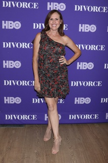 Molly Shannon feet photo thumbnail