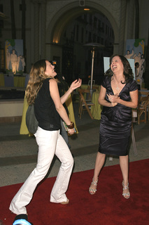 Molly Shannon feet photo thumbnail