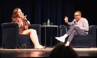 Molly Shannon feet photo thumbnail