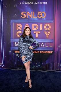 Molly Shannon feet photo thumbnail