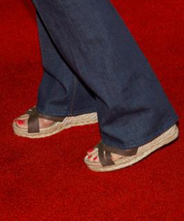 Molly Sims feet photo thumbnail