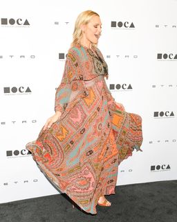 Molly Sims feet photo thumbnail