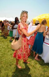 Molly Sims feet photo thumbnail