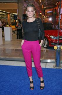 Molly Sims feet photo thumbnail