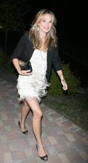 Molly Sims feet photo thumbnail