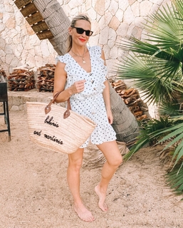 Molly Sims feet photo thumbnail