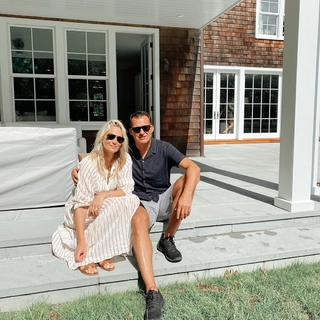 Molly Sims feet photo thumbnail