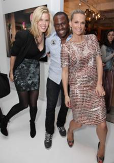 Molly Sims feet photo thumbnail