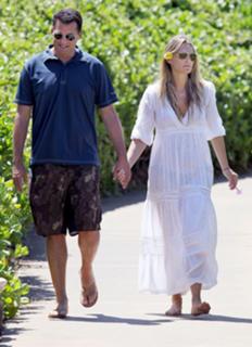 Molly Sims feet photo thumbnail