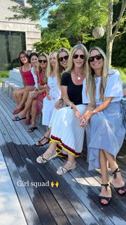 Molly Sims feet photo 7