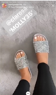 Molly Smith feet photo 19