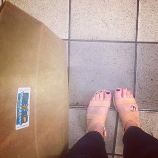 Molly Templeton feet photo 3