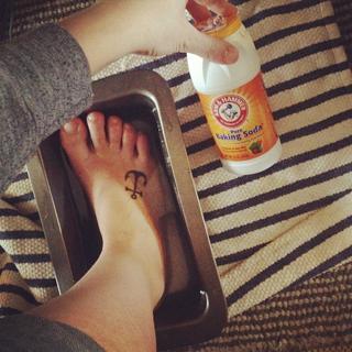 Molly Templeton feet photo 9