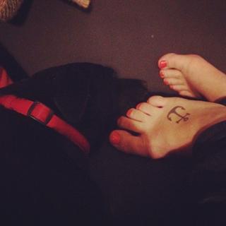 Molly Templeton feet photo 4