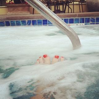 Molly Templeton feet photo 3