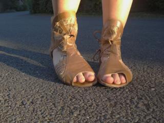 Molly Templeton feet photo 17