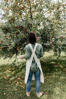Molly Yeh feet photo 3