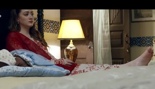 Momina Iqbal feet photo 16