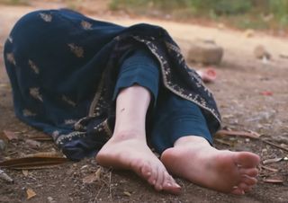 Momina Iqbal feet photo 7
