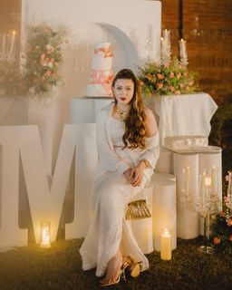 Momina Iqbal feet photo 1