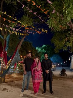 Momina Iqbal feet photo 8