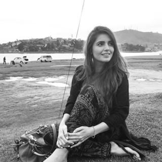 Momina Mustehsan feet photo 4