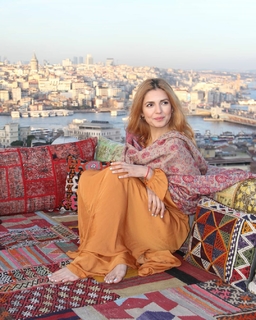 Momina Mustehsan feet photo 20