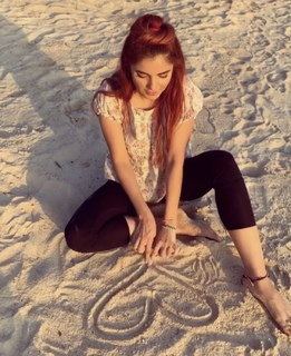 Momina Mustehsan feet photo 17