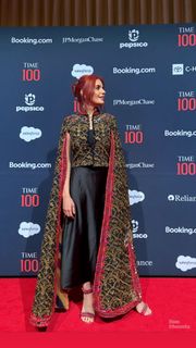 Momina Mustehsan feet photo 1