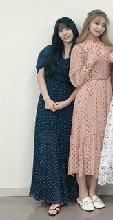 Momo Hirai feet photo thumbnail