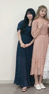 Momo Hirai feet photo thumbnail