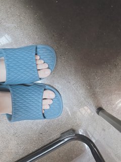 Momo Hirai feet photo thumbnail