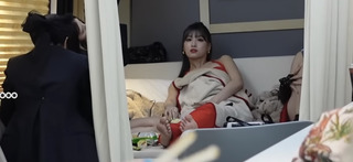 Momo Hirai feet photo thumbnail