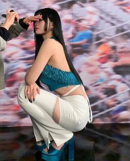 Momo Hirai feet photo thumbnail