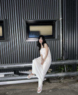 Momo Hirai feet photo thumbnail