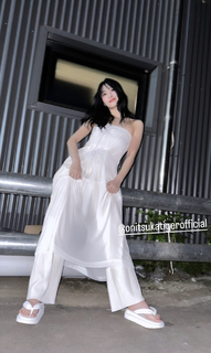 Momo Hirai feet photo thumbnail