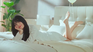 Momo Hirai feet photo thumbnail