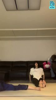 Momo Hirai feet photo 10