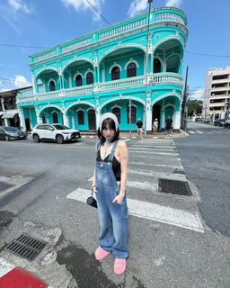 Momo Hirai feet photo 4